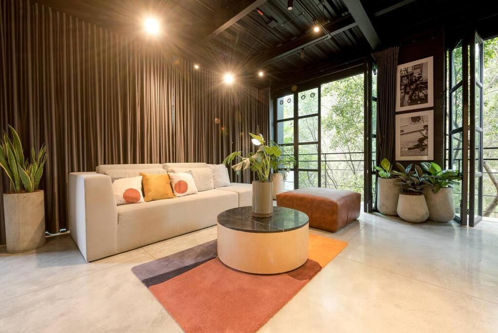 Meridiano Lofts *