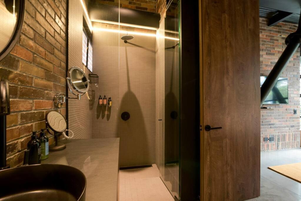 Bed & Breakfast Meridiano Lofts Medellin
