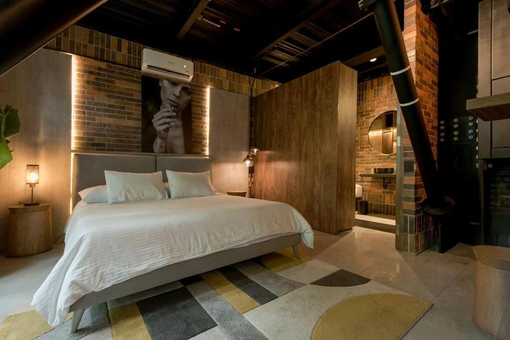 Meridiano Lofts Medellin
