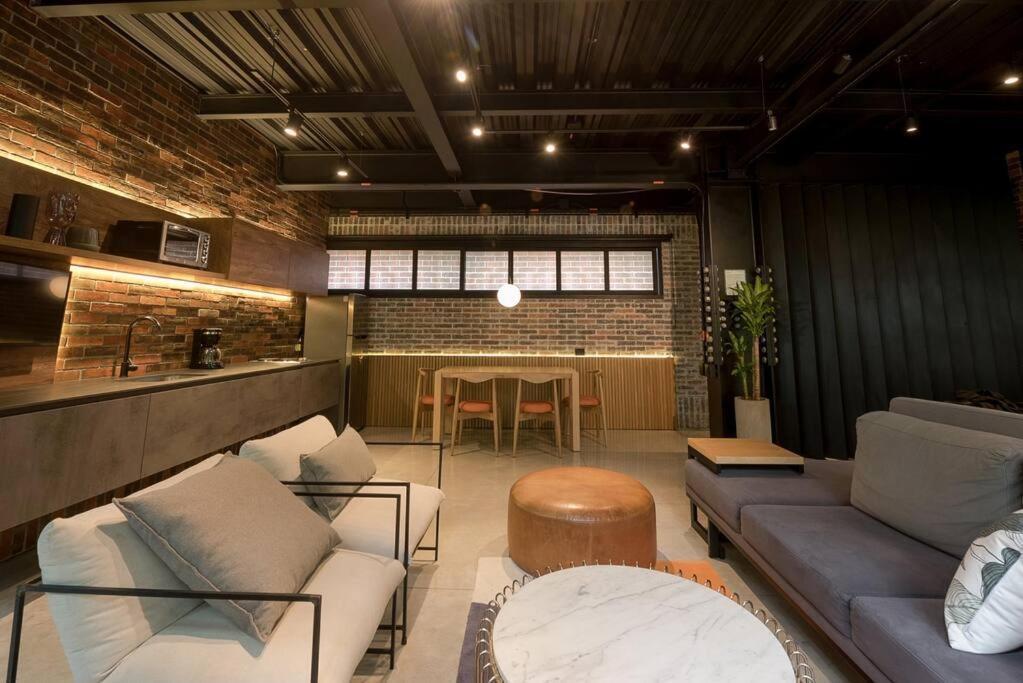Meridiano Lofts Bed & Breakfast *