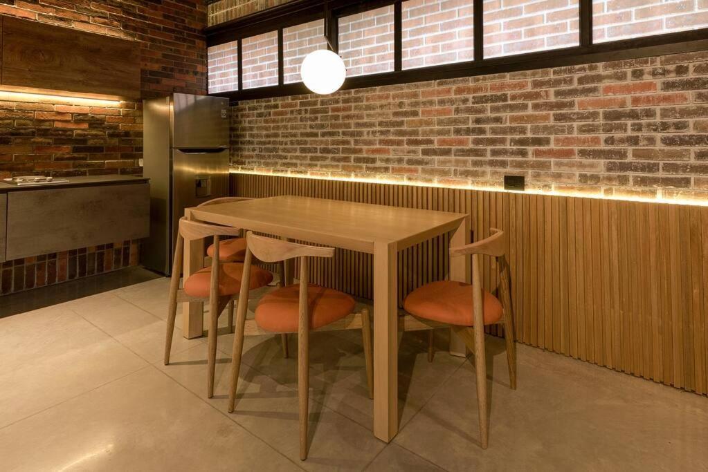 Bed & Breakfast Meridiano Lofts Medellin