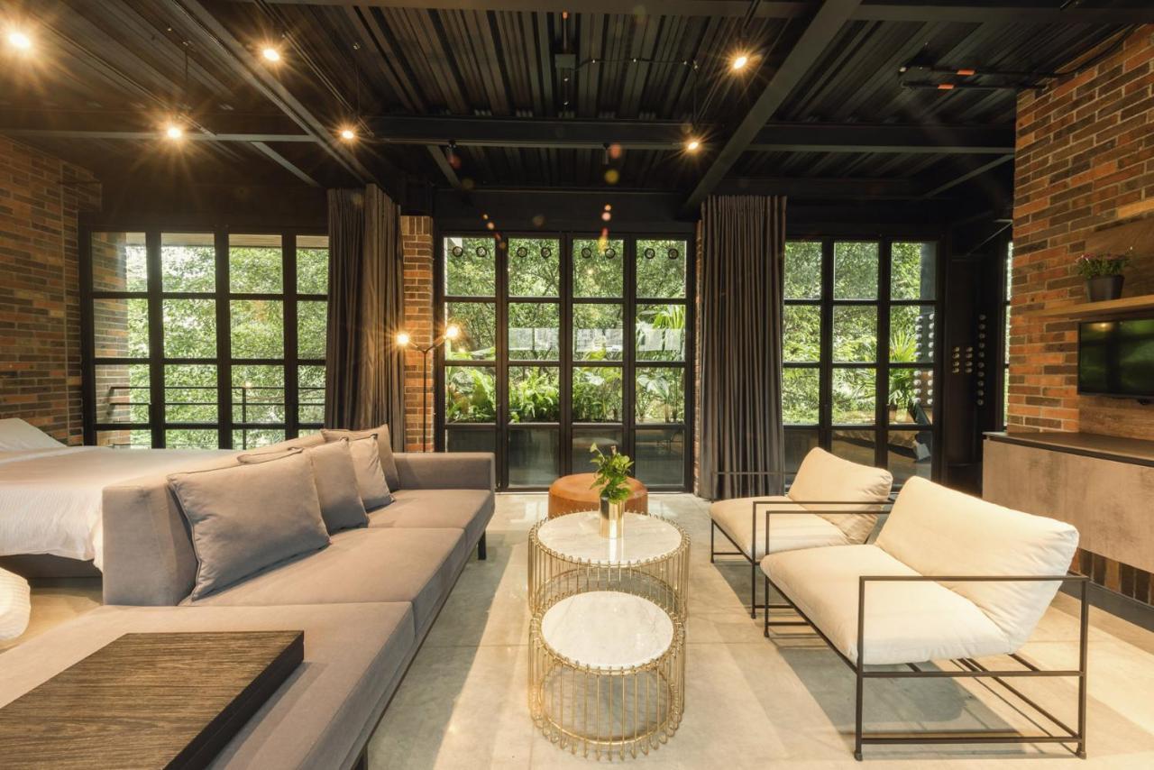 Meridiano Lofts Bed & Breakfast Medellin
